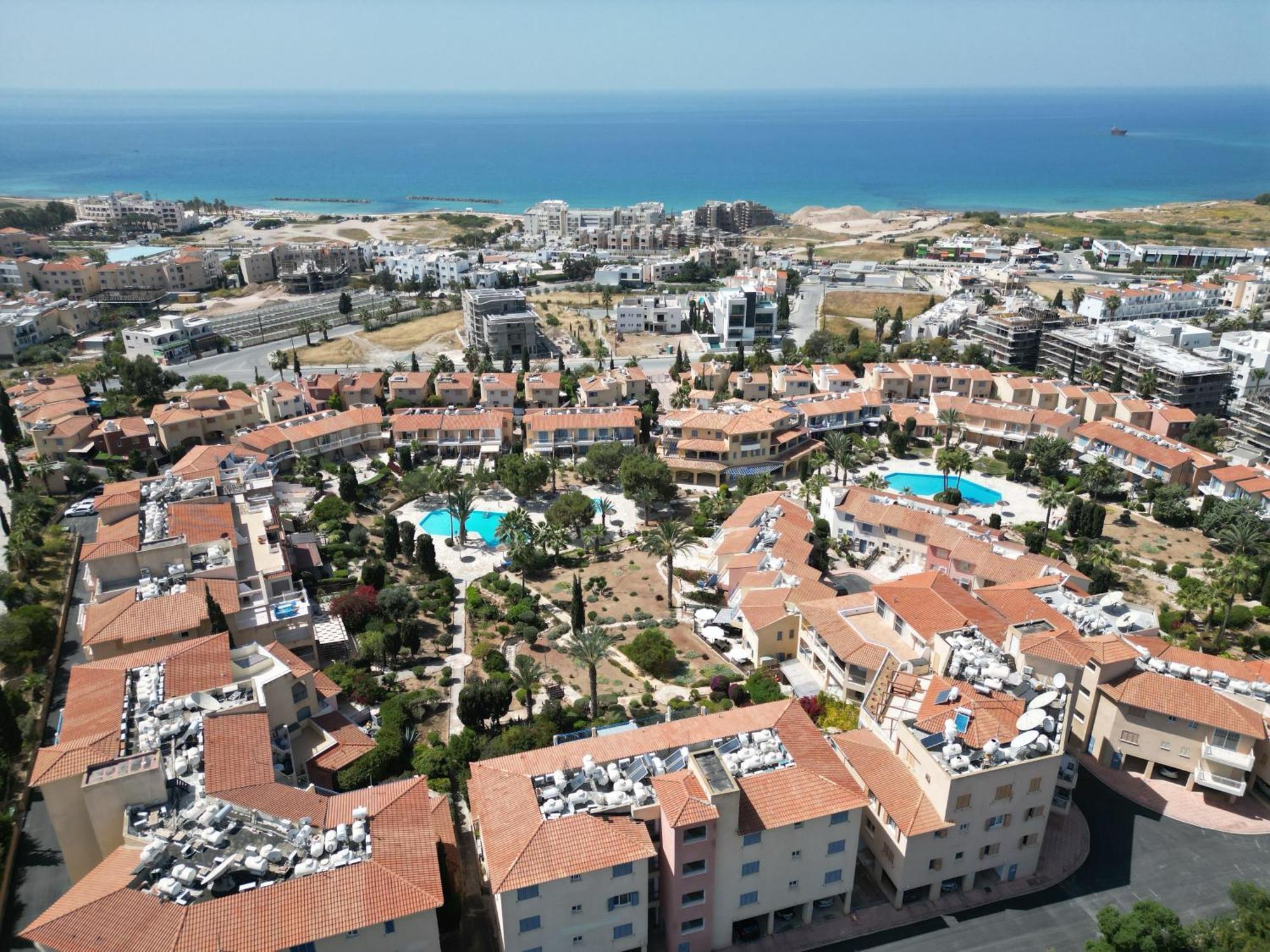 Ocean Sunset Apartment Paphos Exterior foto